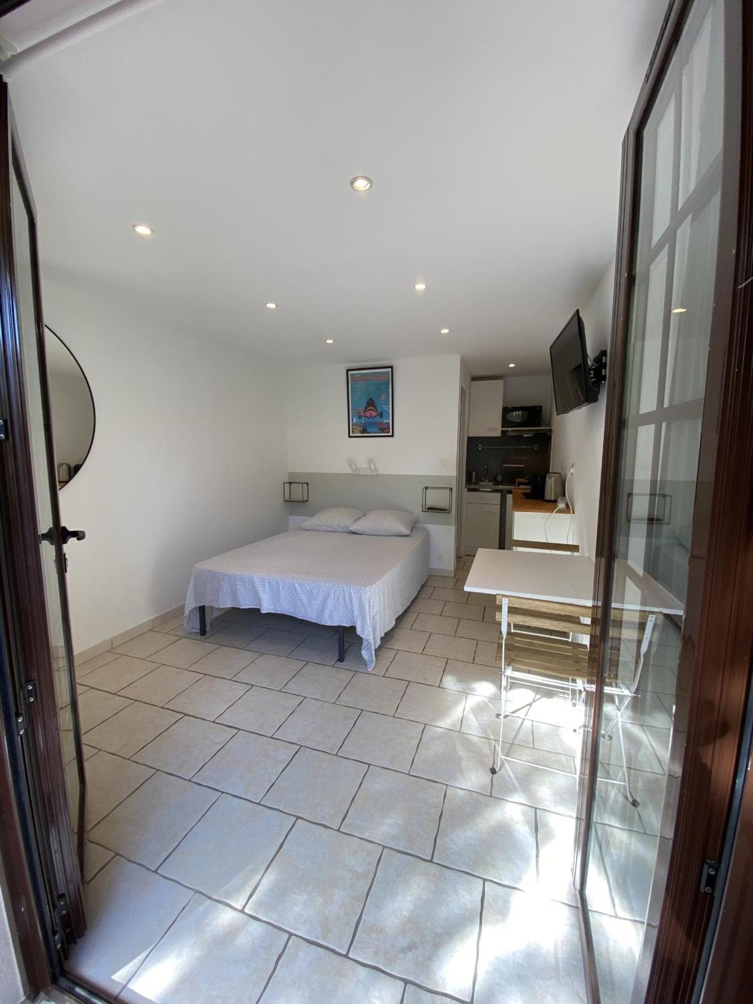 L Annexe Des Sables Villa อิแยร์ ห้อง รูปภาพ