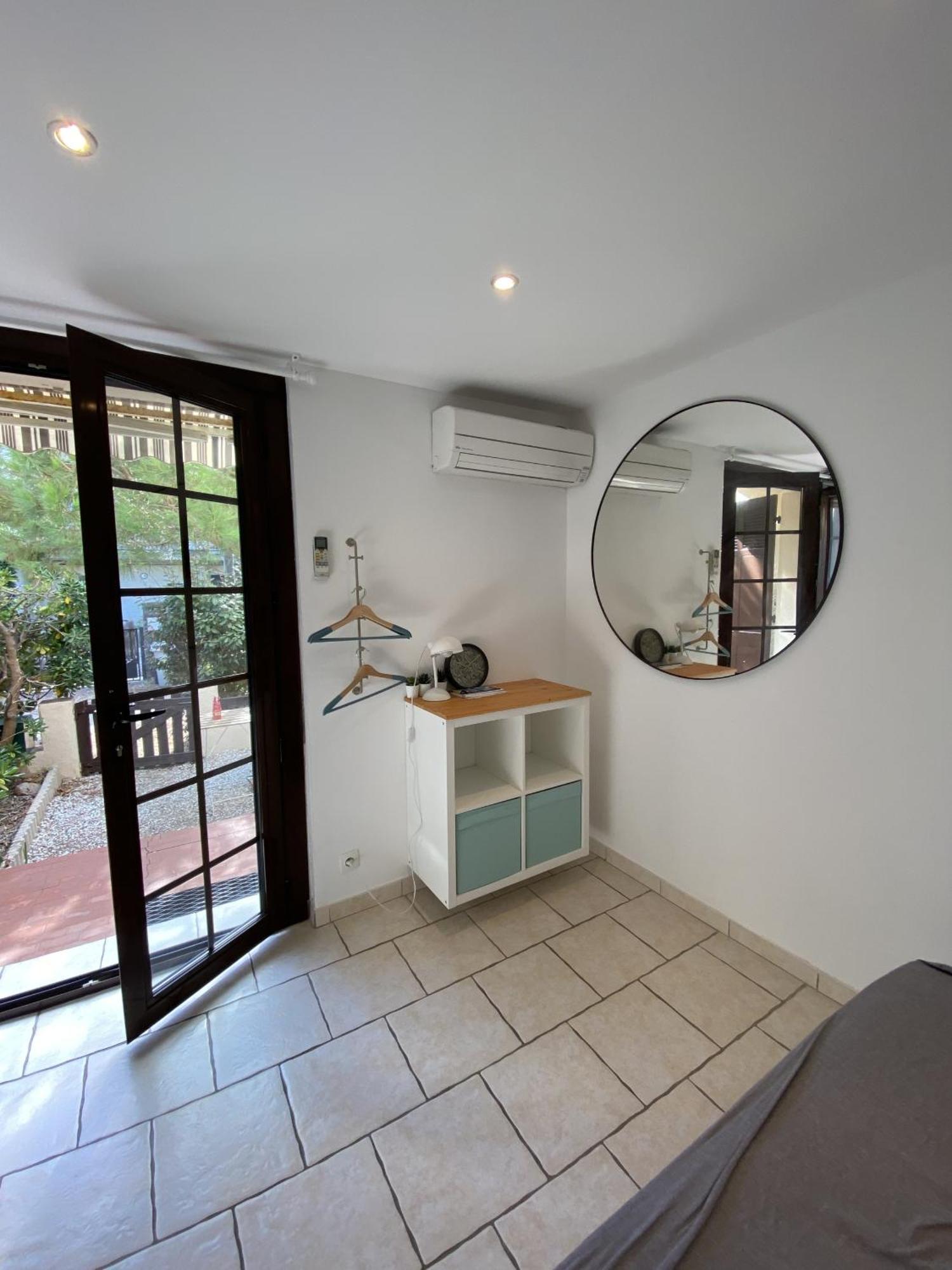 L Annexe Des Sables Villa อิแยร์ ห้อง รูปภาพ